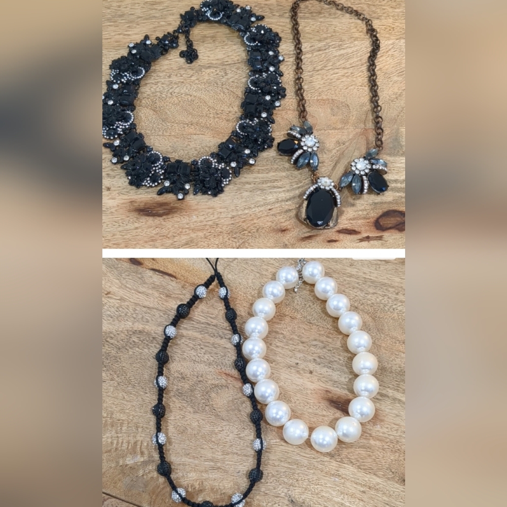 Elegant Black and Copper Women's Necklace Set